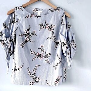 H&M Blue and Brown Flutter Sleeve Blouse